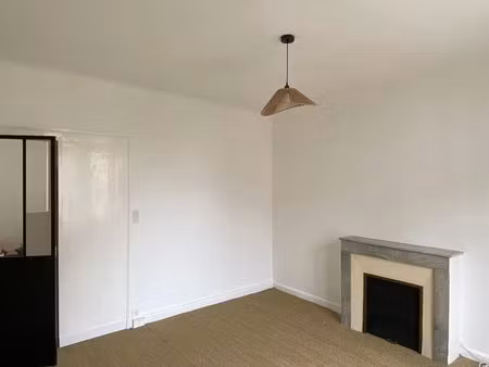 loue t4 de 89m² rénové à neuf - lorient centre ville