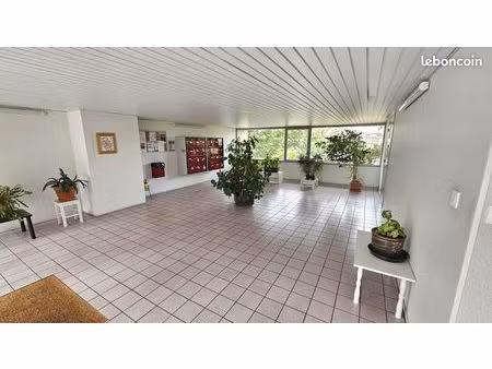 t4 lumineux de 79 m² – 3 chambres – talence – 185 000