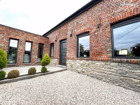 longère 4 pièces 178 m²