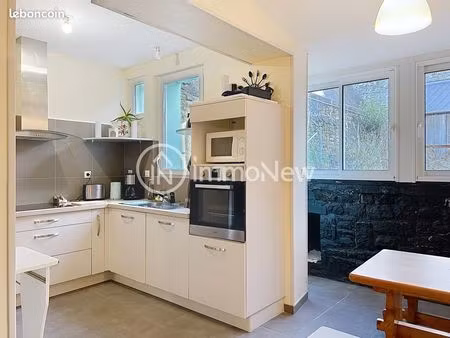 maison 6 pièces 180 m²