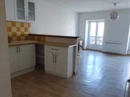 t 2 de 54m2 au centre de vinay