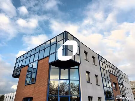 bureaux 650 m²