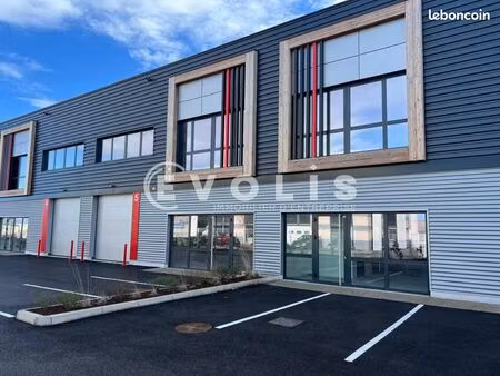 local d'activité 1 466 m²