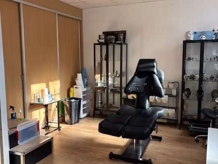 local commercial 27m2