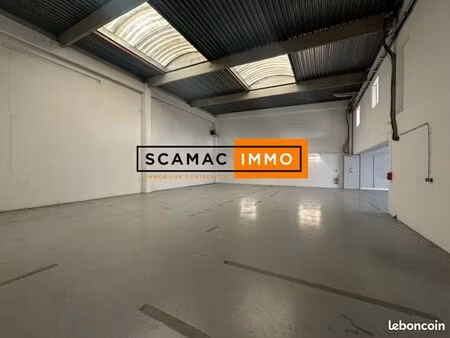 local d'activité 295 m²