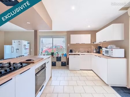 maison 4 pièces 146 m²