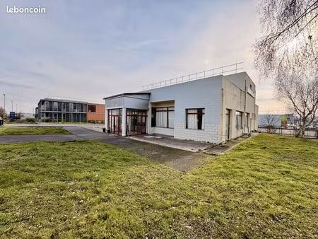 local commercial 480 m² reims