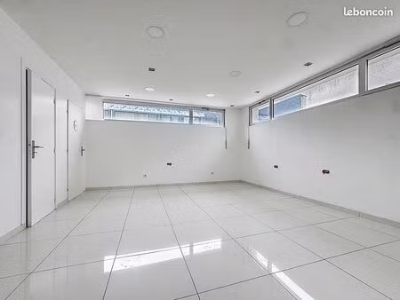 local commercial 95 m²