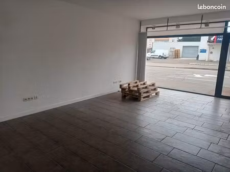 local commercial ou bureaux