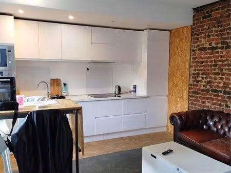 chambre cosy avec douche / maison avec jardin