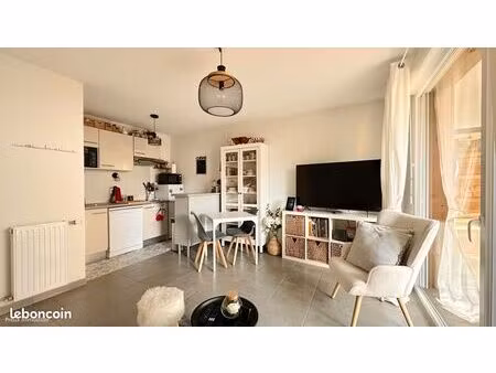 appartement 2 pièces 42 m²