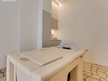 head spa – cabine équipée – coworking beauté