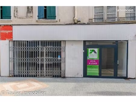 local commercial 130 m²
