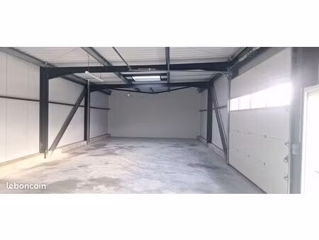 local 130 m² sarzeau