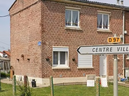 maison a louer avesnes les aubert