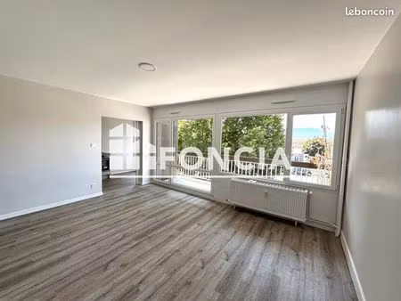 appartement 5 pièces 84 m²