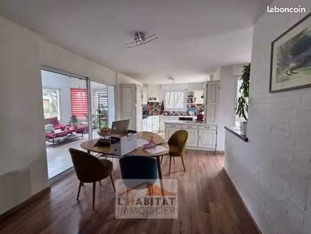 maison 6 pièces 153 m²