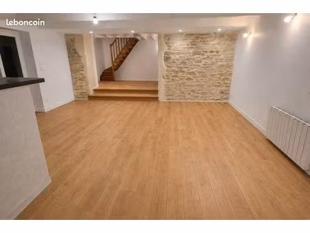 maison en pierre à louer