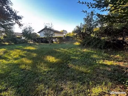 terrain 465 m² merignac