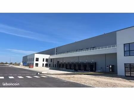 cellule logistique pret a l'emploi 7215 m²