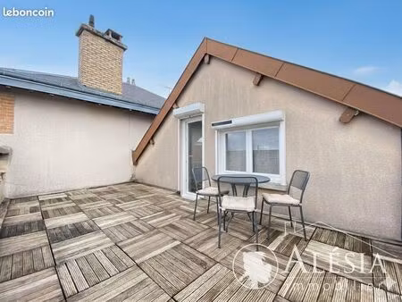 maison 9 pièces 205 m²