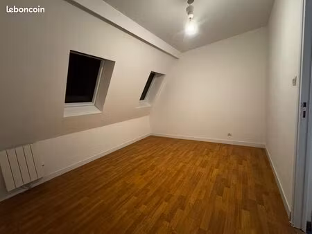 magnifique appartement t3 en duplex au cœur de douai  dans le quartier paisible du palais 
