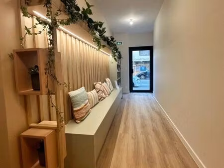 bureau dans cabinet paramédical