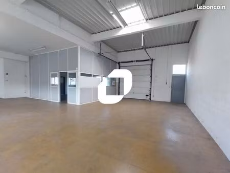 local d'activité 313 m²