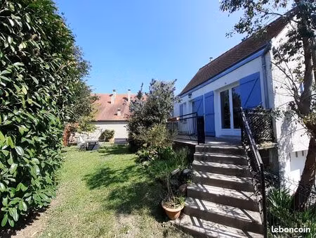 maison - 4 pièces - 75m²