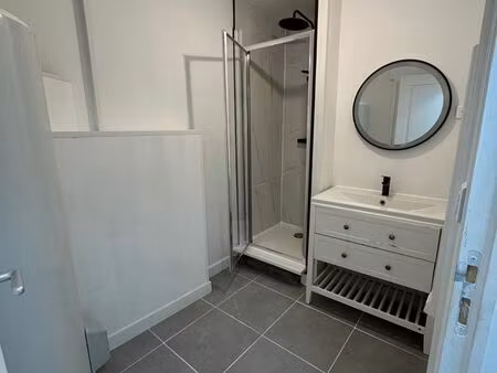 4 chambres – 2 salles d’eau – balcon – 85 m² – capeyron – 229 000