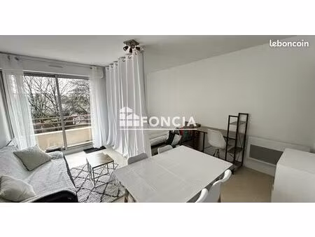 ? t1 lumineux – axe centre-ville/campus – parking sous-sol – idéal étudiant ou investissem