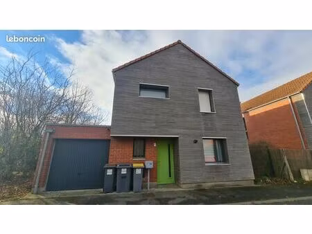 maison recente 3 chambres