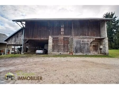 ferme 4 pièces 500 m²