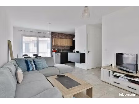 appartement t2 avec balcon et parking – gujan-mestras  proche plage et commodités