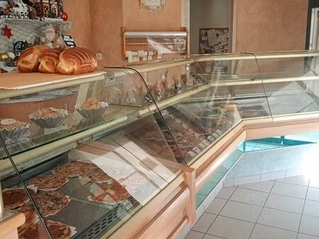 boutique 250 m² larmor plage