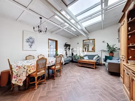 maison 6 pièces - 160 m²