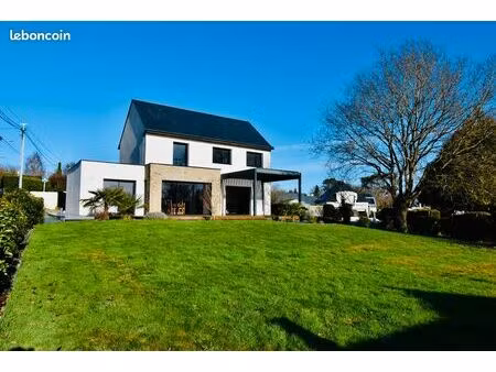 maison d'architecte à saint-anne d'auray de 156 m² construite en 2021