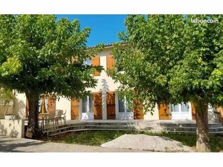 maison 5 chambres 220m2