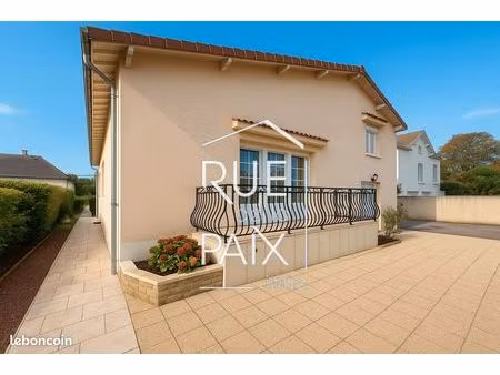 maison 5 pièces 130 m²