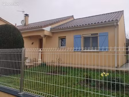 rare  centre-ville de saint junien  pavillon plain-pied  6 pièces  114 m²