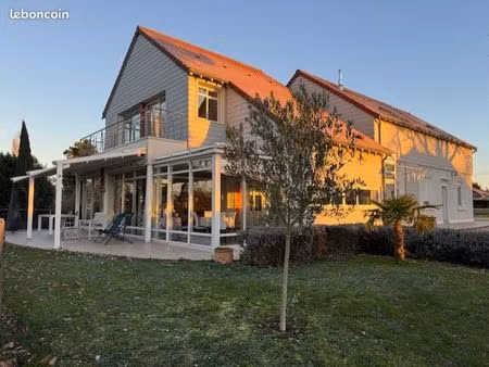 maison 6 pièces 277 m²