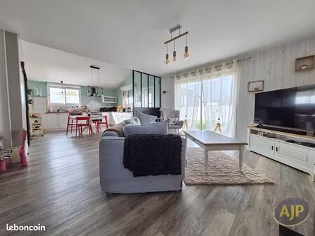 maison 6 pièces 122 m²