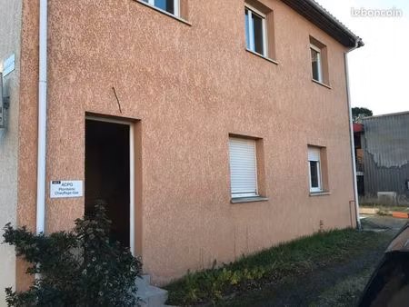 local a la zone de vic a castanet de 49.5 m²