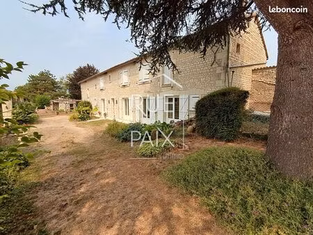 maison 5 pièces 179 m²