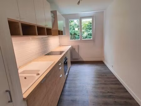 appartement 76 m2 + garage