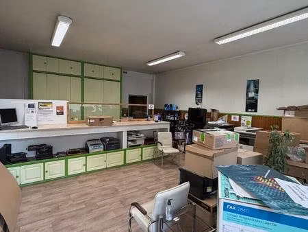 local commercial à louer