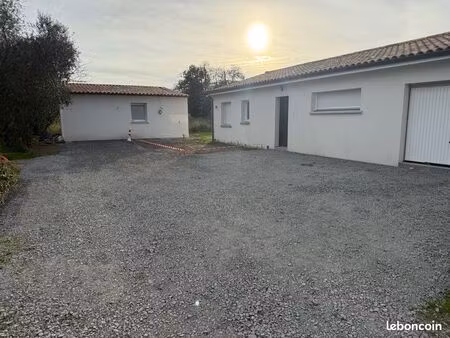 maison avec piscine 3 chambres plus studio 30m2