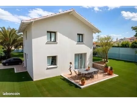 maison 4 pièces 94 m²