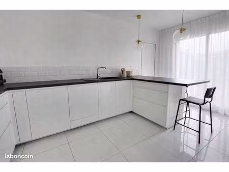 maison familiale moderne (10min de bordeaux)