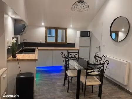 appartement t2 meublé laval centre ville